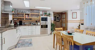 Wohnung in Alicante, Spanien