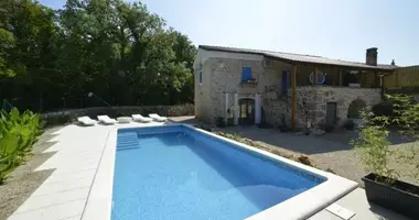 Villa 3 chambres dans Mjesni odbor Poganka - Sveti Anton, Croatie