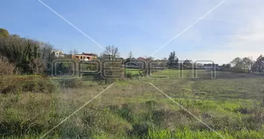 Plot of land in Tinjan, Croatia