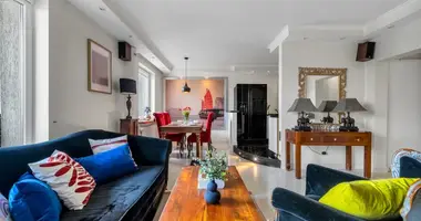 1 bedroom apartment in Warsaw, Poland