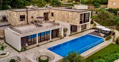 Villa 5 habitaciones con Doble acristalamiento, con Amueblado, con Aire acondicionado en Dobrota, Montenegro