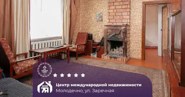 Apartamento 3 habitaciones en Maladetchna, Belarús