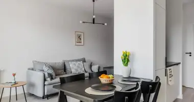 Квартира 3 комнаты в Варшава, Польша