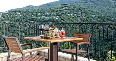 Hotel 2 000 m² in Zagora, Greece