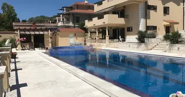 5 bedroom house in Bijela, Montenegro