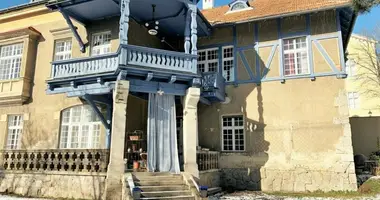 Historic Villa en Gemeinde Bad Voeslau, Austria