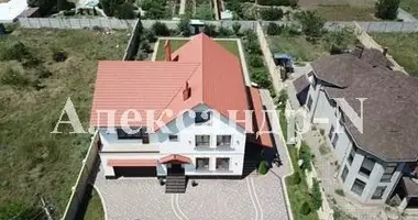 8 room house in Sievierodonetsk, Ukraine