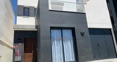 Casa 4 habitaciones en Los Alcazares, España