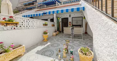 Bungalow 2 rooms with by the sea in Torrevieja, Spain