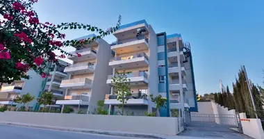 Mieszkanie 5 pokojów w Ayios Tychonas, Cyprus