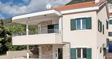 Dom 6 pokojów w Kumbor, Czarnogóra