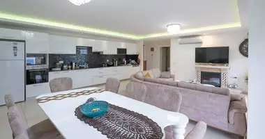 Квартира 3 спальни в Аланья, Турция