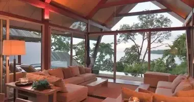 Villa 4 zimmer mit Doppelt verglaste Fenster, mit Möbliert, mit Klimaanlage in Phuket, Thailand