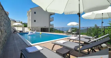 Villa 4 bedrooms with Balcony, with Furnitured, with Air conditioner in Budva, Montenegro