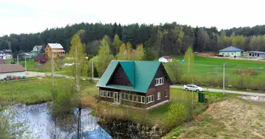 Haus in Bialarucki siel ski Saviet, Weißrussland