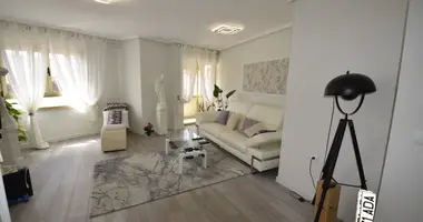 Квартира 3 спальни в Гуардамар, Испания