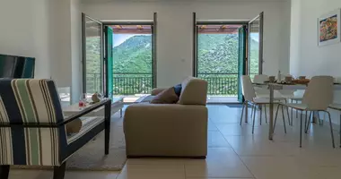 Apartamento 2 habitaciones en Municipio de Kotor, Montenegro