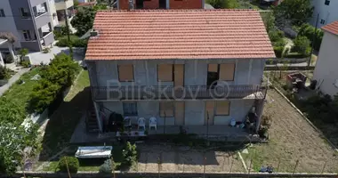 6 room house in Kastel Novi, Croatia