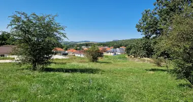 Działka w Pilisjaszfalu, Węgry