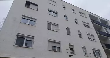 Mieszkanie 3 pokoi w Budaoers, Węgry
