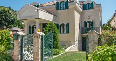 4 bedroom house in Cetinje, Montenegro