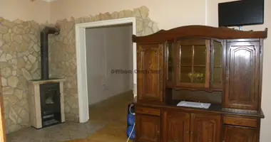 5 room house in Boly, Hungary