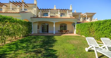 2 bedroom house in Almancil, Portugal