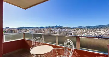 Apartamento 5 habitaciones en Málaga, Španjolska