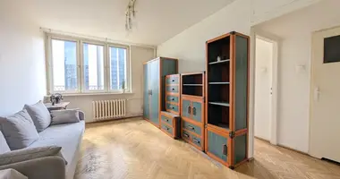 Mieszkanie 2 pokoi w Warszawa, Polska
