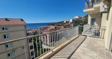 Apartamento 6 habitaciones en Petrovac, Montenegro