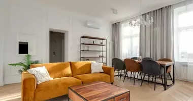 3 room apartment in Pasieka, Poland
