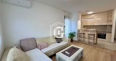 Apartamento 2 habitaciones en Becici, Montenegro