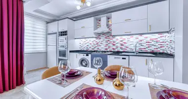 Apartamento 4 habitaciones en Mahmutlar, Turquía