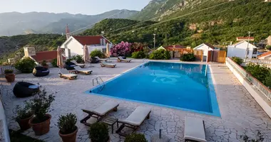 3 bedroom house in Marovici, Montenegro