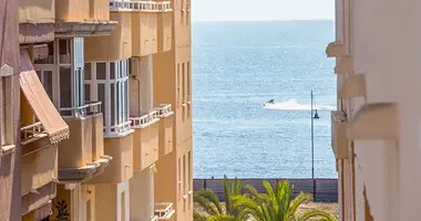 2 bedroom apartment in Torrevieja, Spain