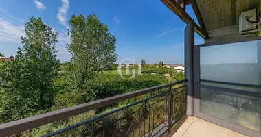 1 bedroom apartment in Sirmione, Italy