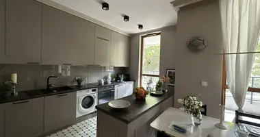 Квартира 2 комнаты в Варшава, Польша