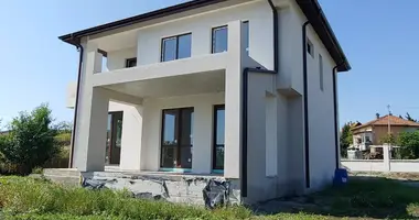 Casa 4 habitaciones en Aleksandrovo, Bulgaria