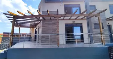 2 bedroom apartment in oikismos agioi anargyroi, Greece