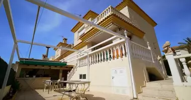 Casa 4 habitaciones en Alfaz del Pi, España