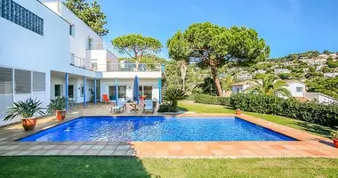 4 bedroom house in Lloret de Mar, Spain