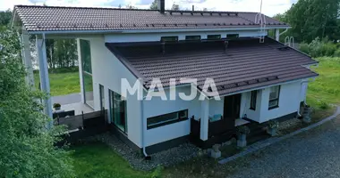 Casa 6 habitaciones en Muonio, Finlandia