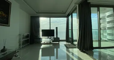 Condo  mit Balkon, mit Möbliert, mit Aufzug in Na Kluea, Thailand