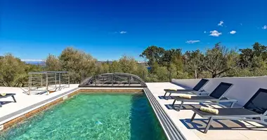 Villa in Rabac, Kroatien