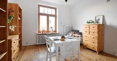 Mieszkanie 1 pokój w Warszawa, Polska