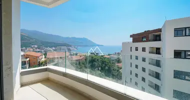 Apartamento 2 habitaciones en Becici, Montenegro