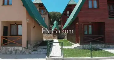 Дом 7 комнат в Жабляк, Черногория