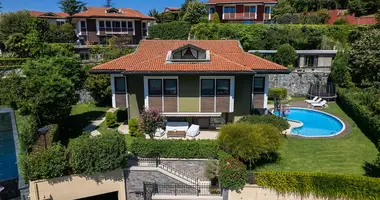 Villa 5 bedrooms with Balcony, with Air conditioner, with Sea view in Sariyer, Turkey