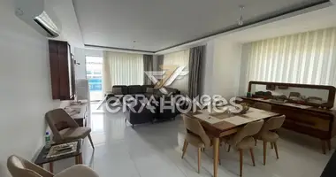 4 room apartment with furniture, with air conditioning, with sea view in Mahmutlar, Turkey