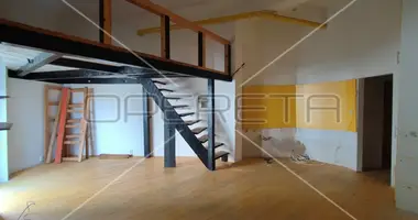 Propiedad comercial 35 m² en Grad Zadar, Croacia